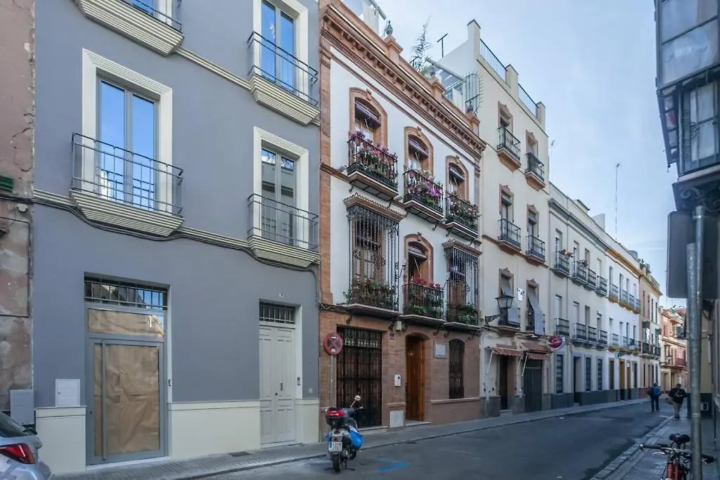 Purasevilla Apartments 0*, Seville